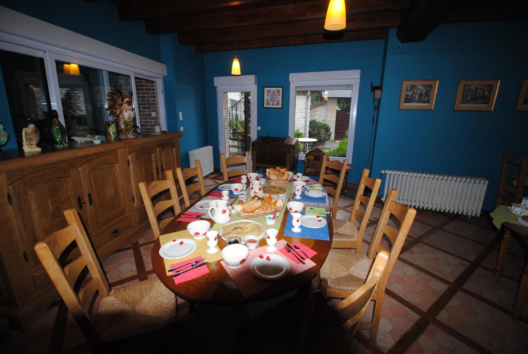 Le Grand Logis - Guest House - Bed And Breakfast Marchais  Exterior photo